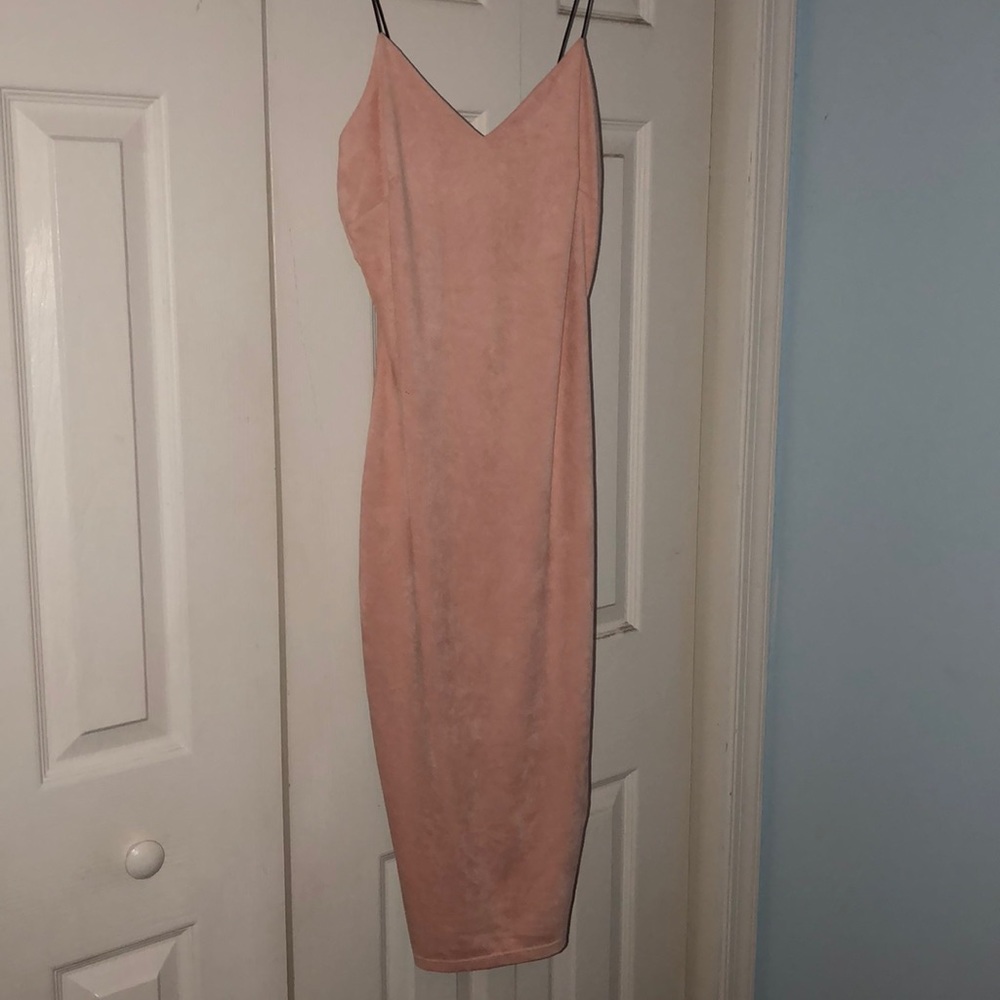 NWT Pink Bodycon Dress👗